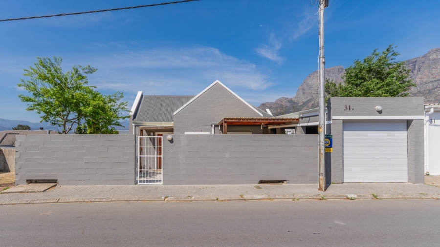 To Let 3 Bedroom Property for Rent in Pniel Western Cape